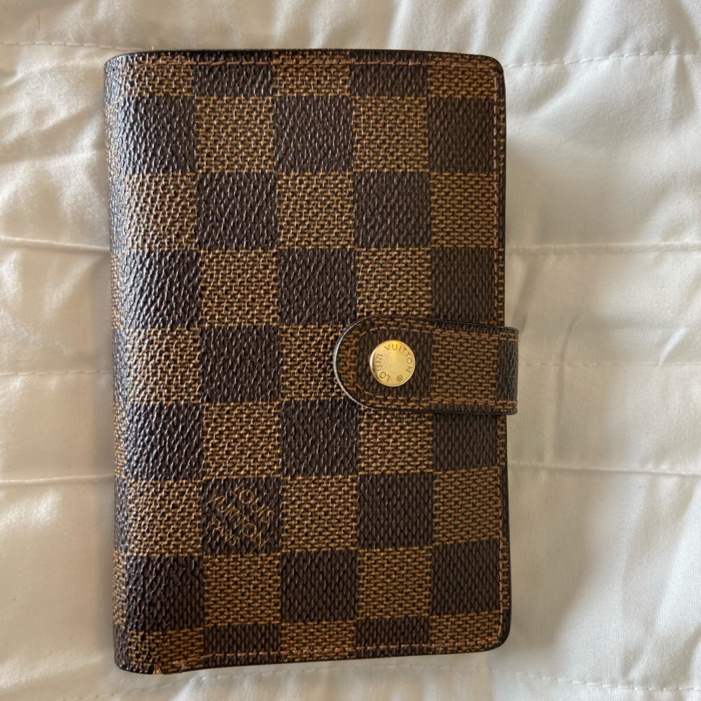Authentic Louis Vuitton Kiss Lock compact wallet